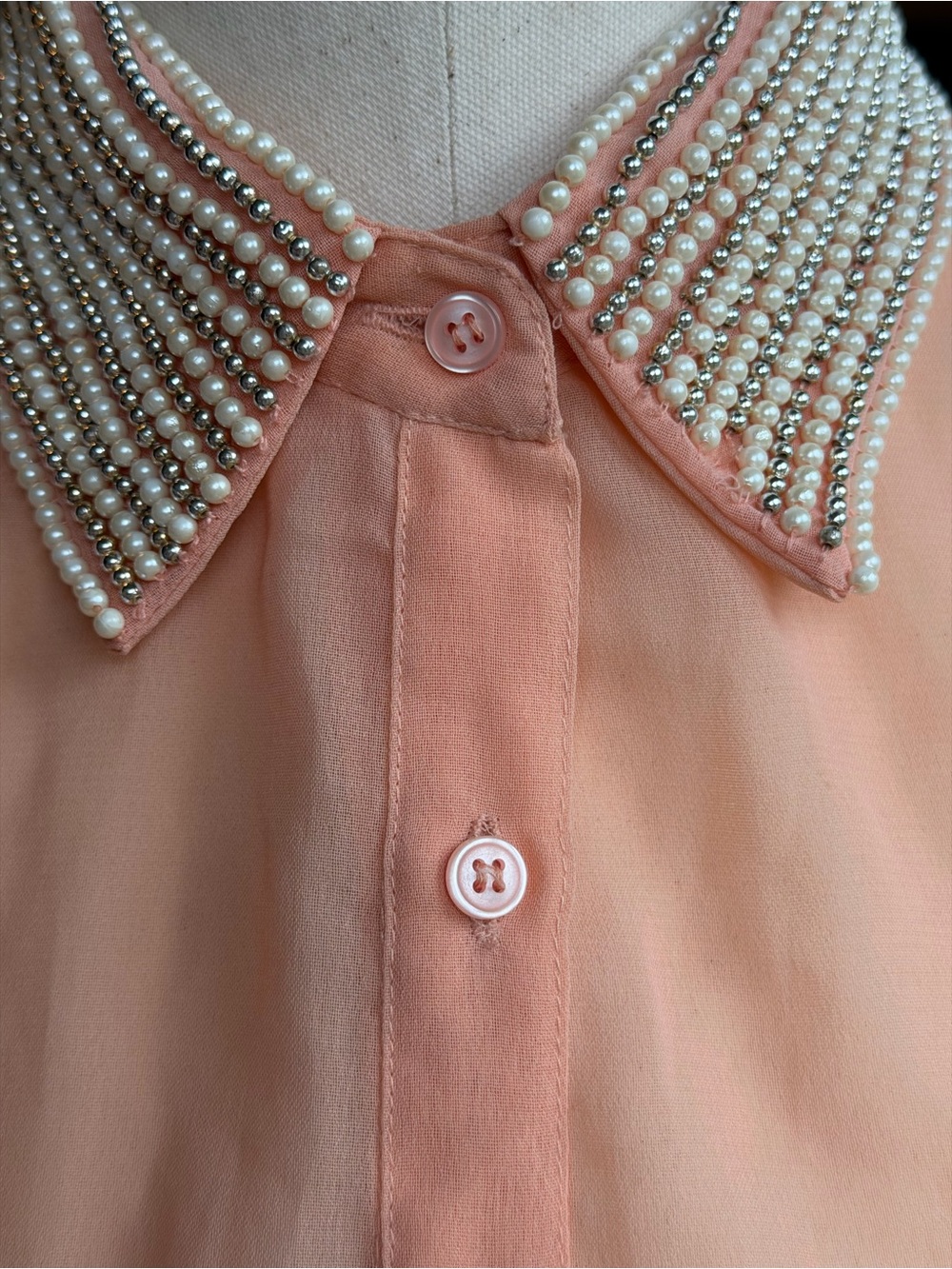 🌟 Vintage Pearl-Embellished Sheer Sleeveless Blouse 🌟